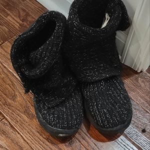 Black and White Ugg Boots